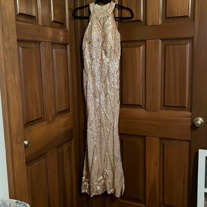 Gorgeous Champagne gold sequined prom dress! With off the shoulder beads!